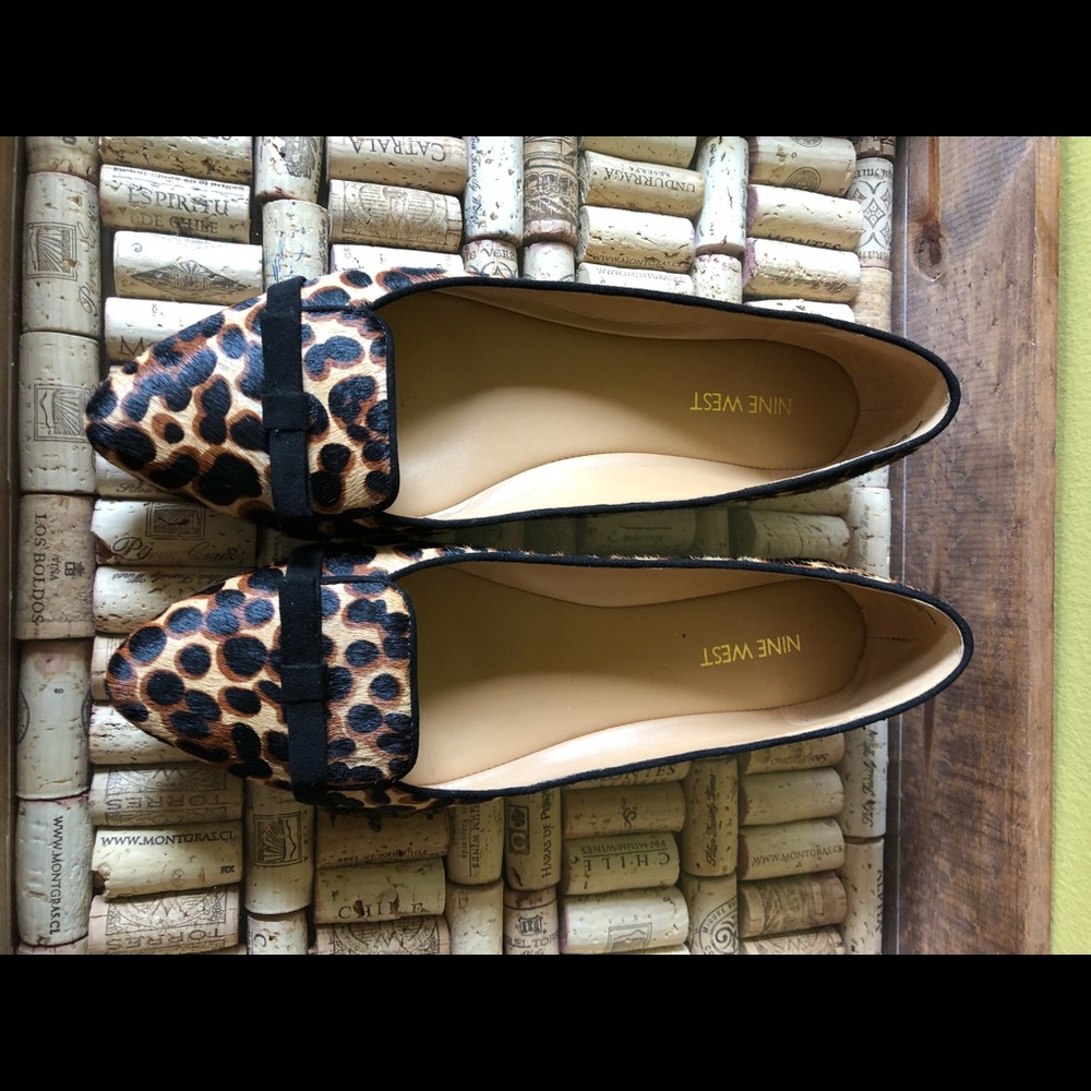Nine west animal print flats size 9